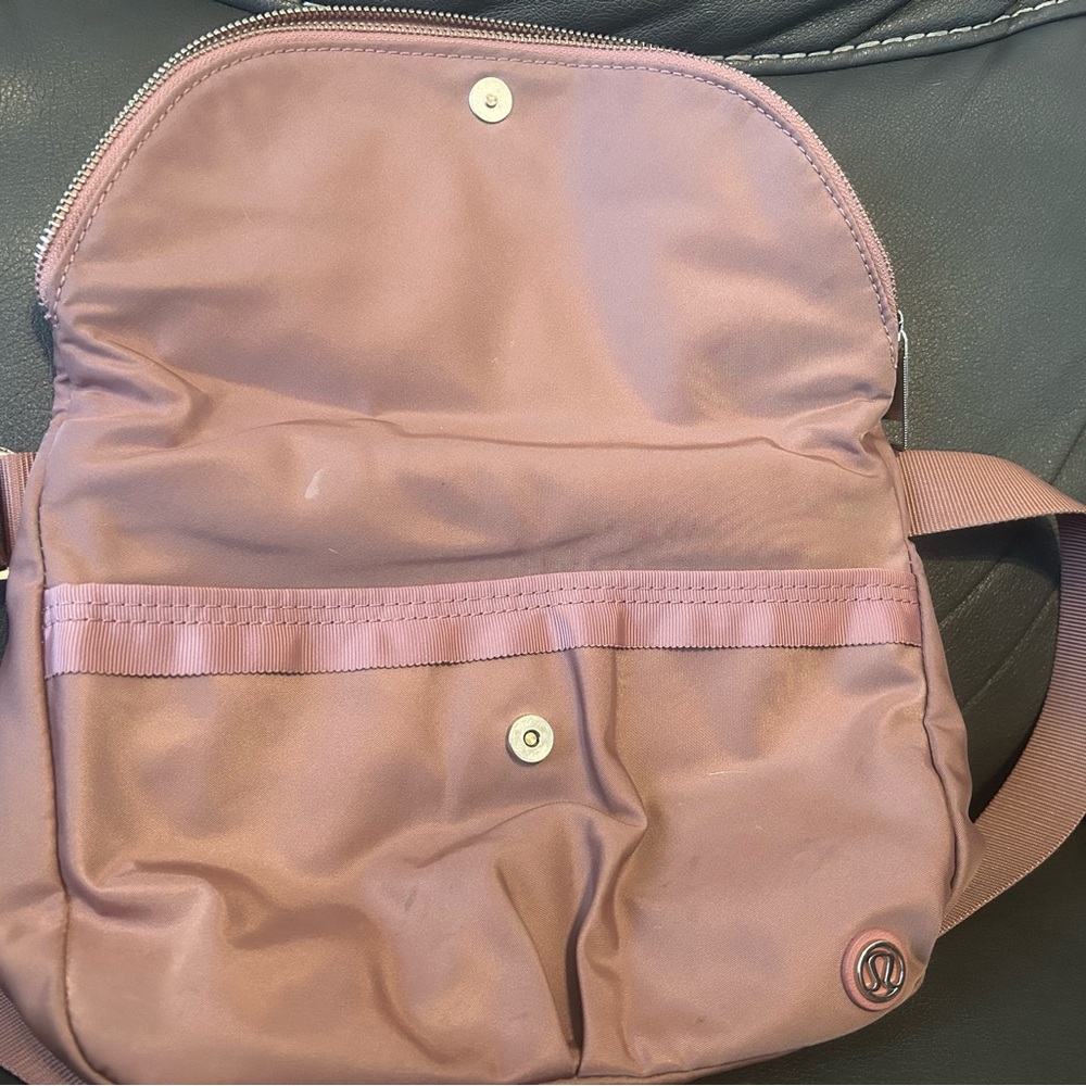 lululemon athletica Rose Crossbody Bag - Picture 4 of 11
